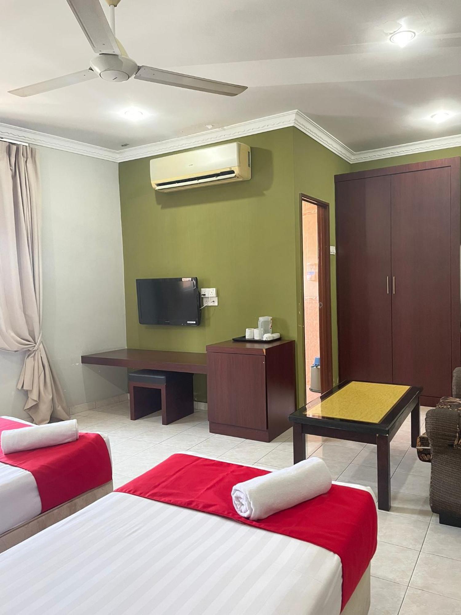 Bayu View Hotel Klang Exterior photo