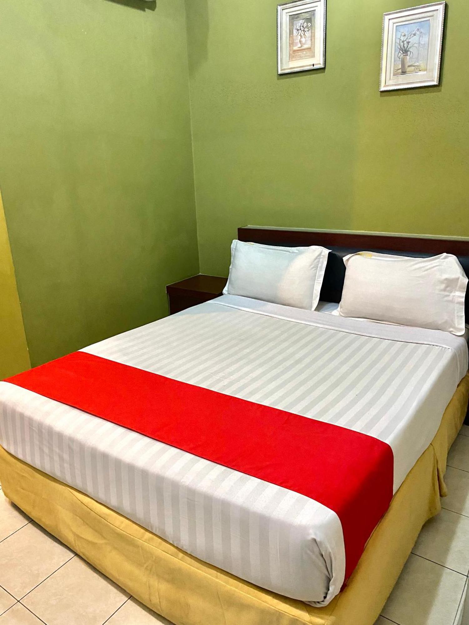 Bayu View Hotel Klang Exterior photo